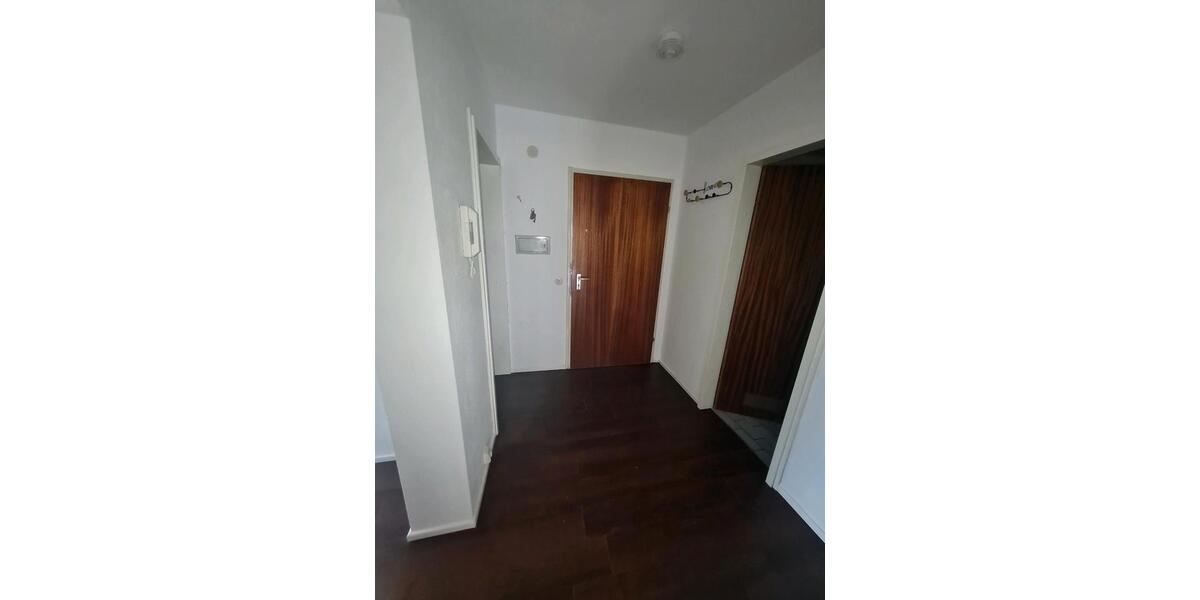 Dachgeschoßwohnung Pfullingen - 3 Zimmer, 80 m&sup2;, 320.000&euro; | Angebot:27261702