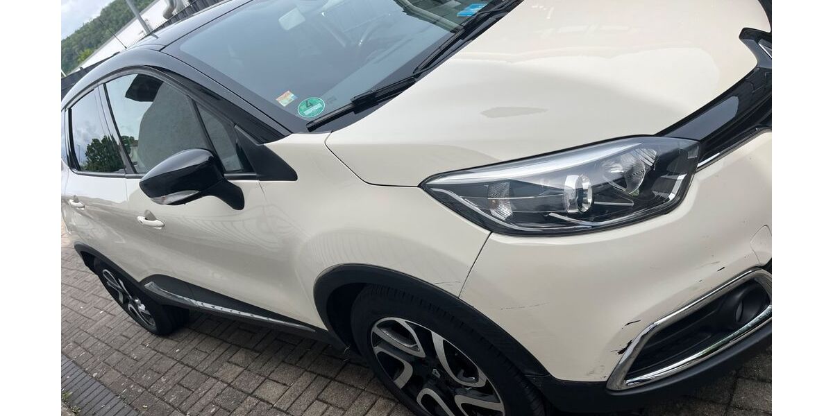 Renault Captur 154.000 km 6.300 &euro; Höxter 37671