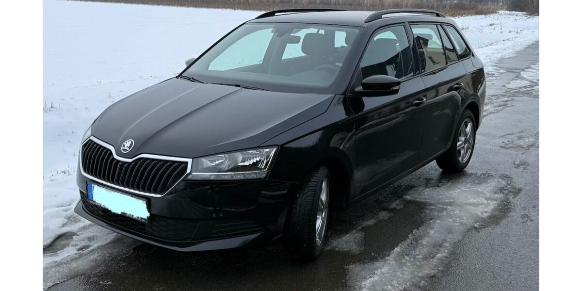 Skoda Fabia 49.600 km 14.500 &euro; Minden 32429