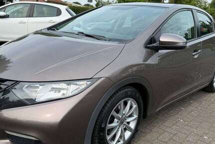 Honda Civic 114.000 km 8.490 &euro; Niederlangen 49779