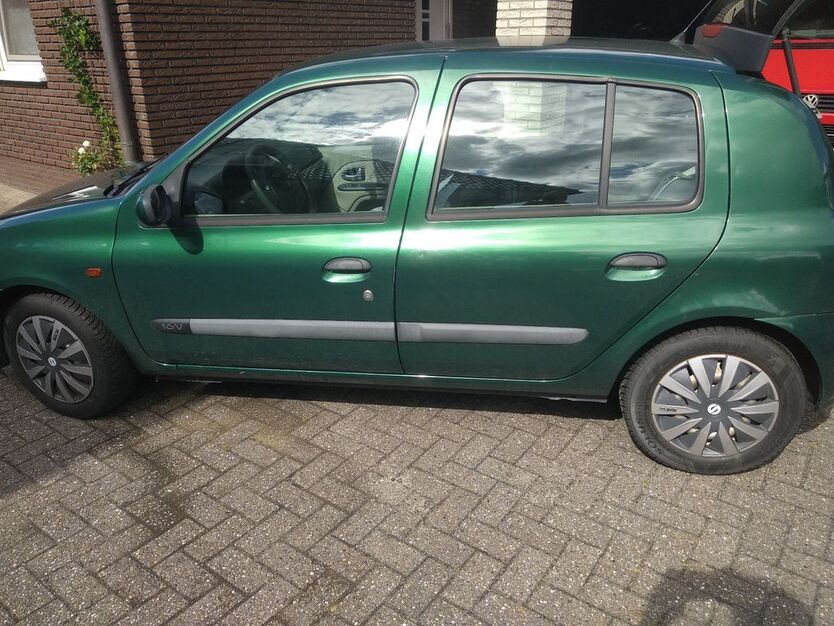 Renault Clio 154.709 km 1.299 € Saterland 26683