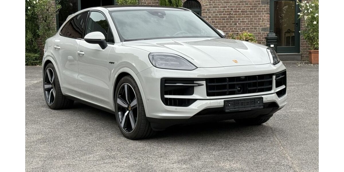 Porsche Cayenne 10.900 km 124.790 &euro; Frechen (bei Köln) 50226