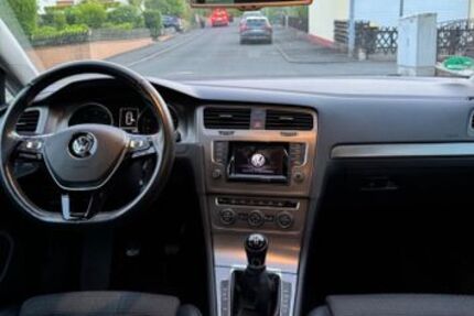 VW Golf 168.000 km 8.300 &euro; Bad wünnenberg 33181