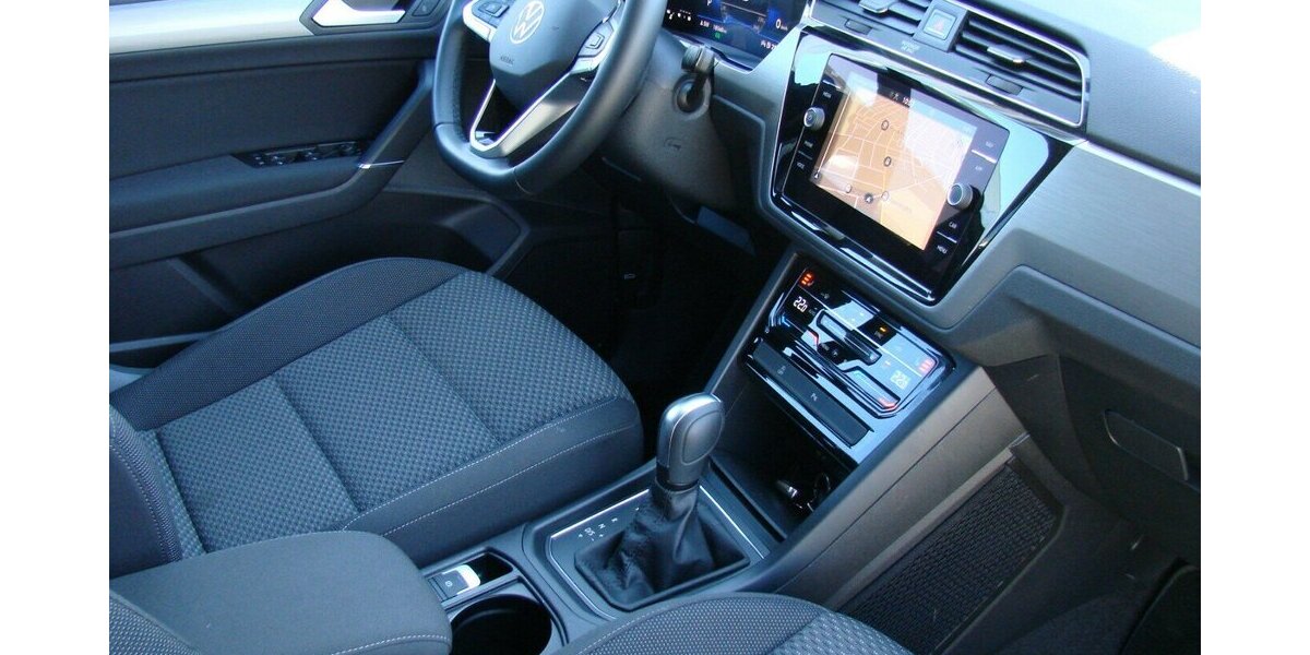 VW Touran 1.5TSi Comfortline 7-Sitzer LED ACC Standhe 18.601 km 30.980 &euro; Falkensee 14612