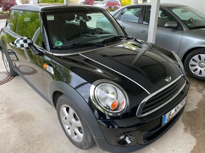 Mini ONE 161.000 km 6.300 € Kranzberg 85402