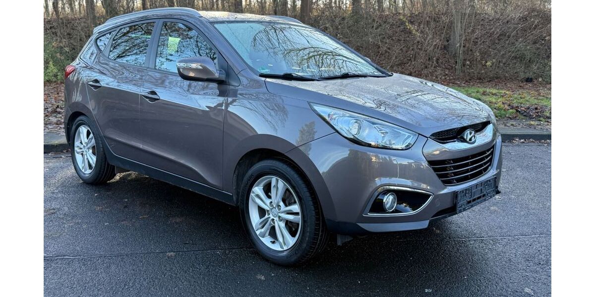 Hyundai ix35 87.500 km 9.450 &euro; Bonn 53127