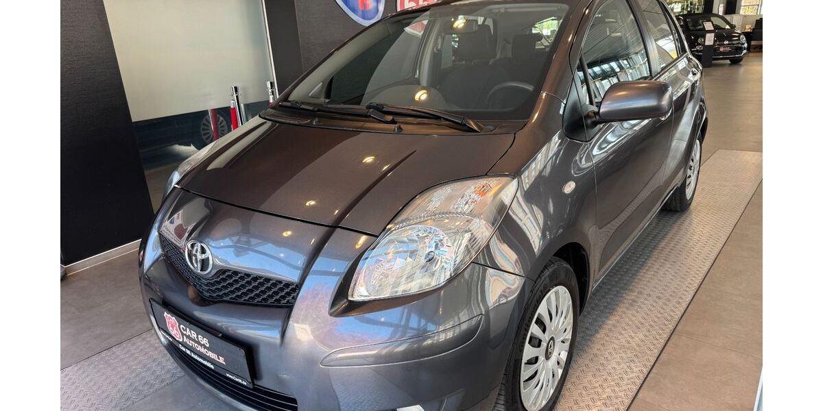 Toyota Yaris 112.000 km 6.900 &euro; Hamburg 22547
