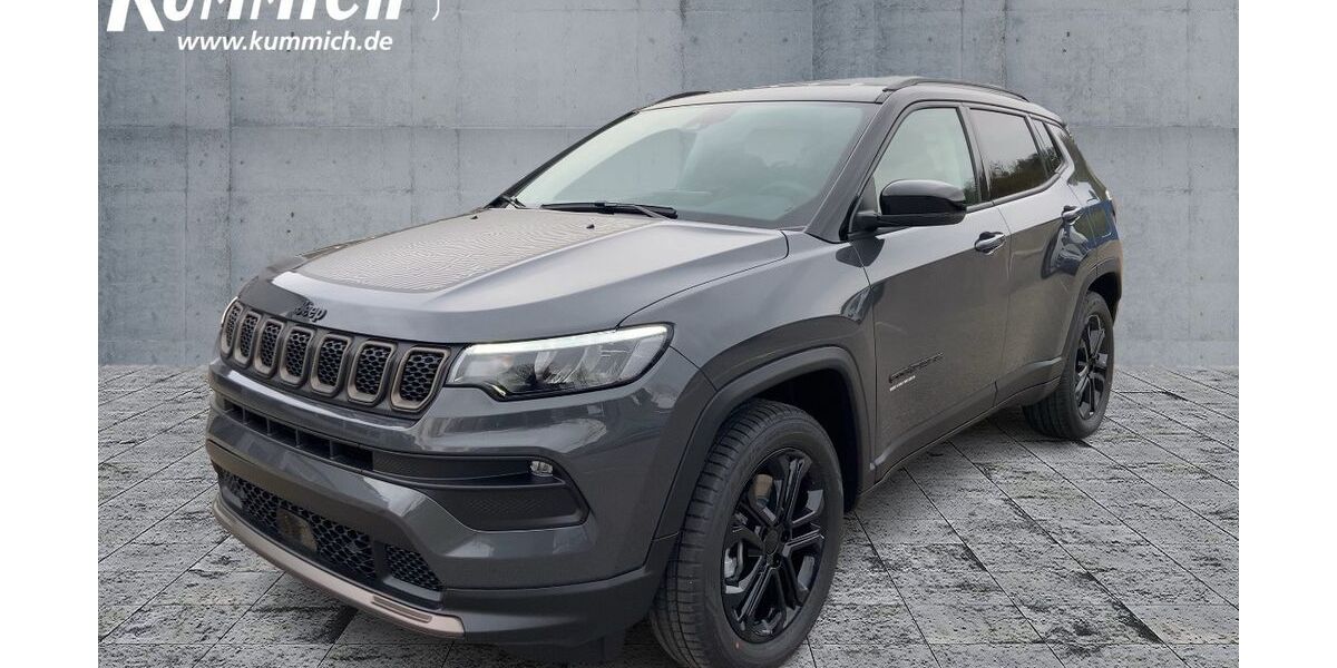 Jeep Compass 47.860 km 27.700 &euro; Fürth 90765