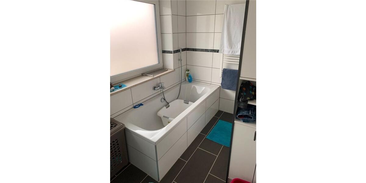 Zweifamilienhaus mit Pool und Wintergarten 8 zimmer