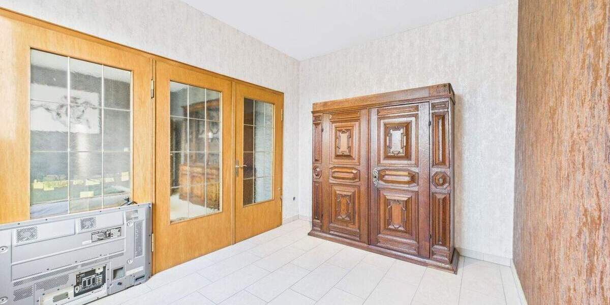 Mehrfamilienhaus, Wohnhaus Telgte Westbevern - 9 Zimmer, 325 m&sup2;, 470.000&euro; | Angebot:25777886