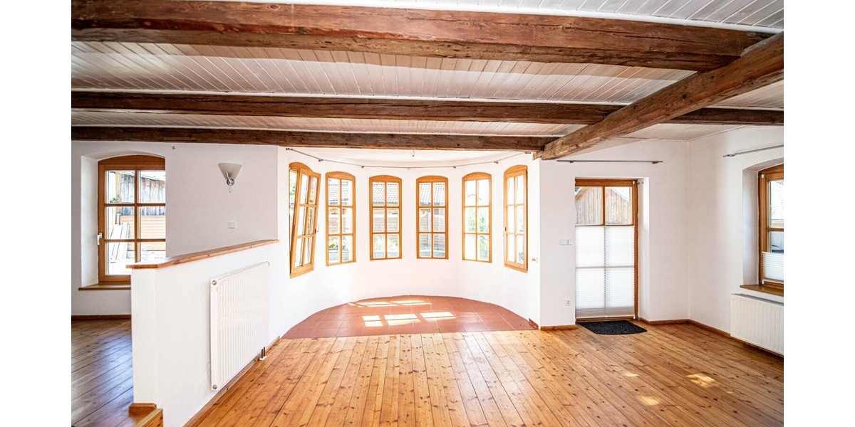 Wohnen, Vermieten oder Mehrgenerationenwohnen unter einem Dach mit zwei separaten Eingängen - Zweifamilienhaus Schönthal / Döfering Döfering | Angebot:26855935