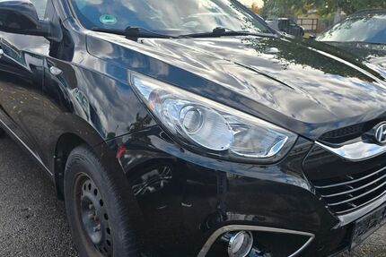 Hyundai ix35 181.477 km 4.100 &euro; Eislingen /Fils 73054