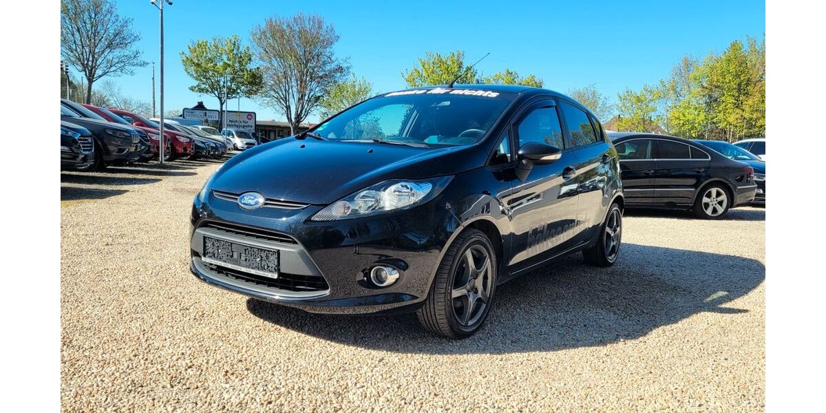 Ford Fiesta 161.043 km 2.380 &euro; Zwickau 08056