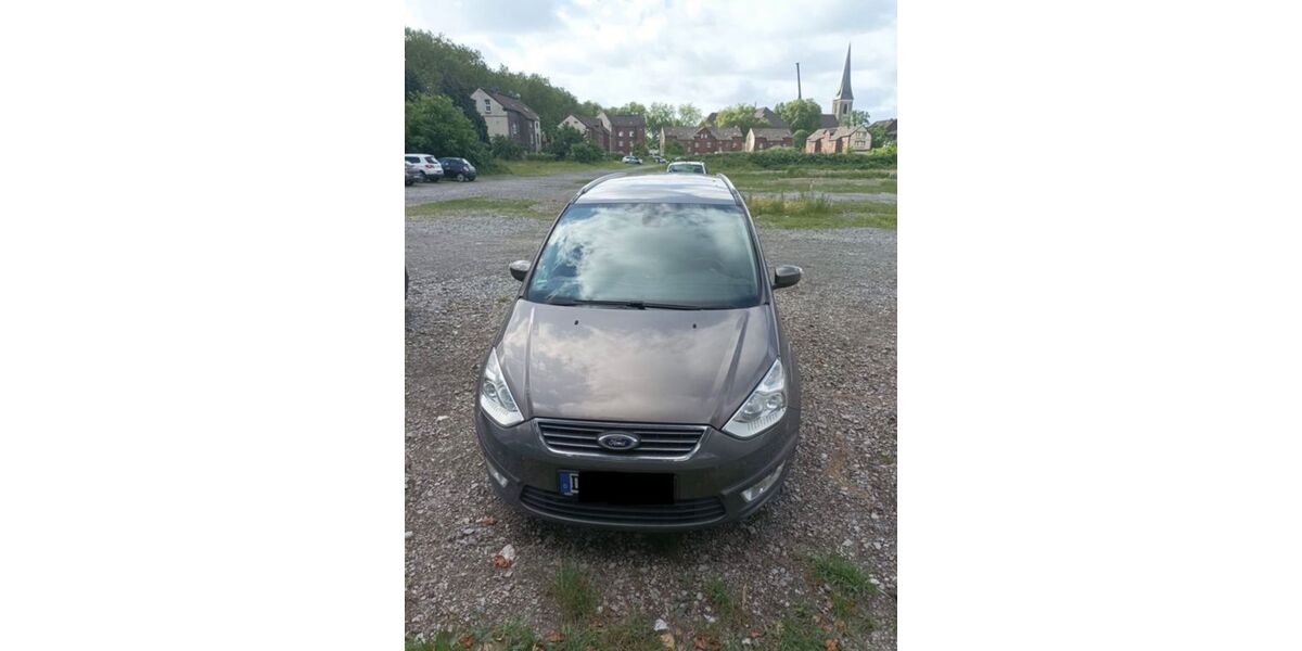 Ford Galaxy 323.000 km 5.000 &euro; Duisburg 47166
