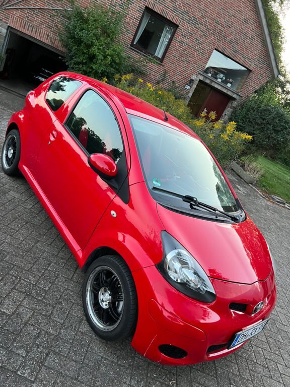 Aygo (X)