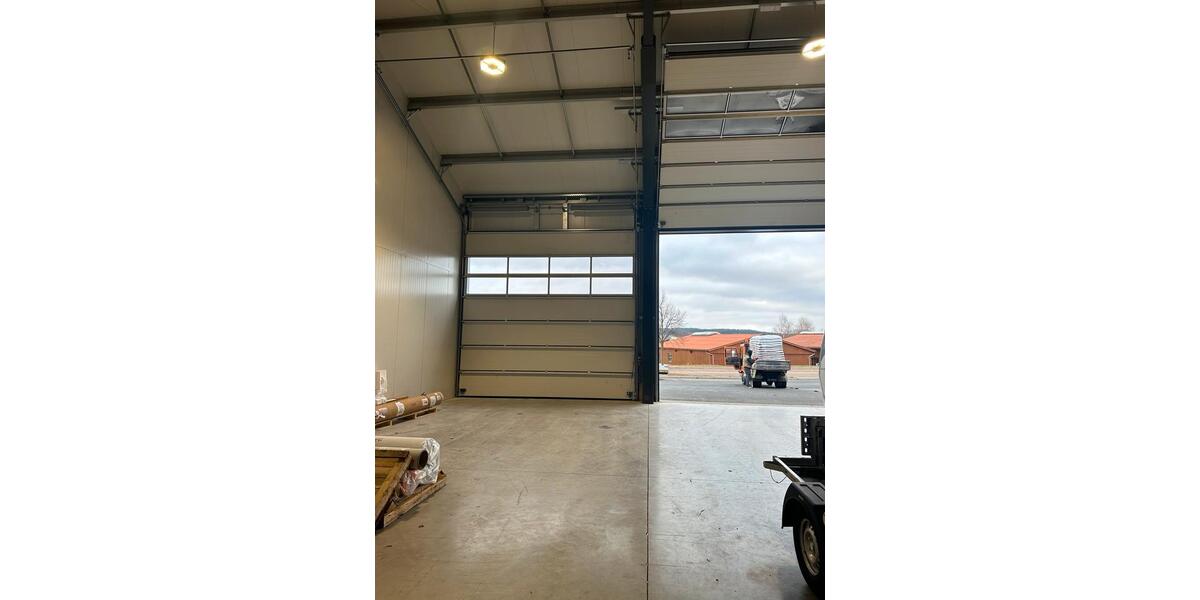 Lagerhalle Halle Großgarage Stellfläche Produktionsfläche zimmer