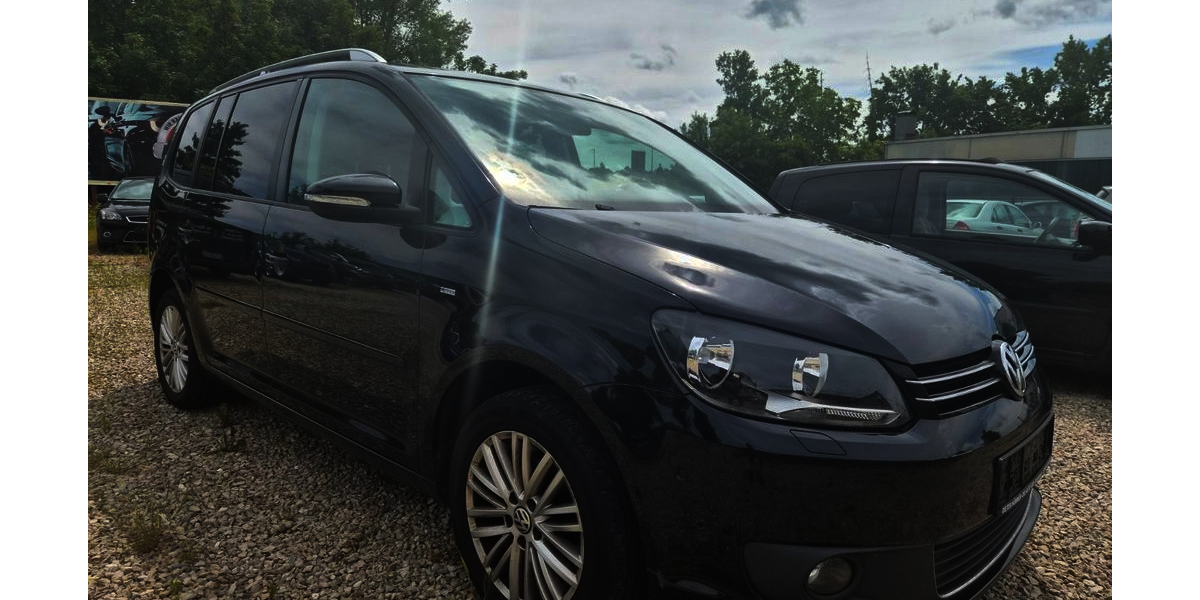 VW Touran 214.000 km 5.850 &euro; Lichtenfels 96215