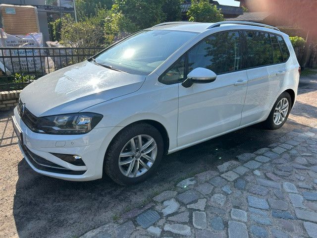 VW Golf Sportsvan 68.360 km 18.700 &euro; Hamburg 22045