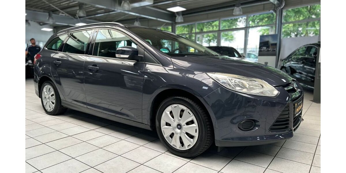 Ford Focus 122.000 km 4.990 &euro; Bremen 28207