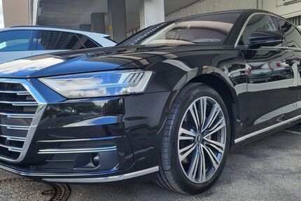Audi A8 114.000 km 48.500 € München 81541