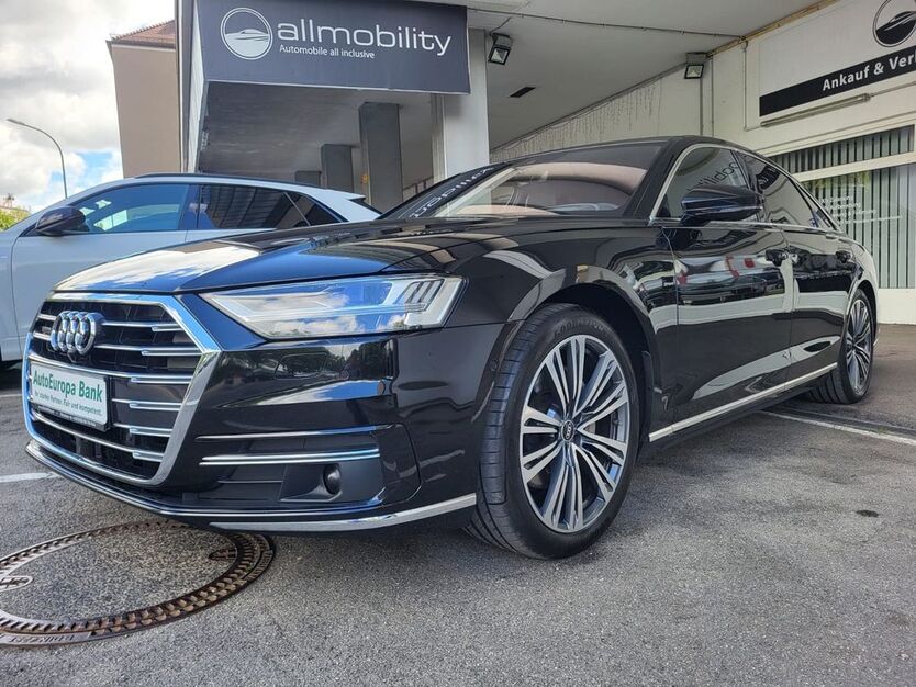 Audi A8 114.000 km 48.500 € München 81541