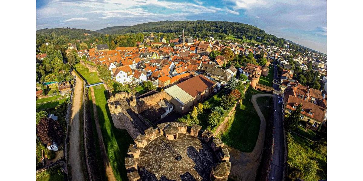 Hochparterre Büdingen - 3 Zimmer, 78 m&sup2;, 200.000&euro; | Angebot:27016006