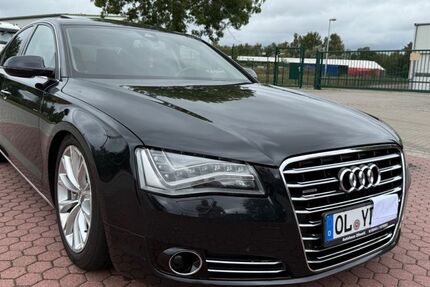 Audi A8 167.000 km 15.250 &euro; Oldenburg 26125