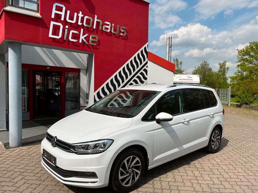 VW Touran 59.768 km 23.490 € Gera 07549