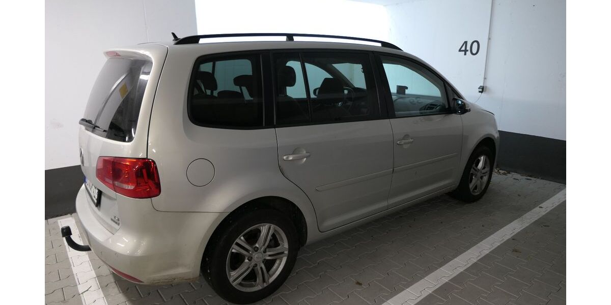 VW Touran 185.000 km 6.500 &euro; Freiburg 79104