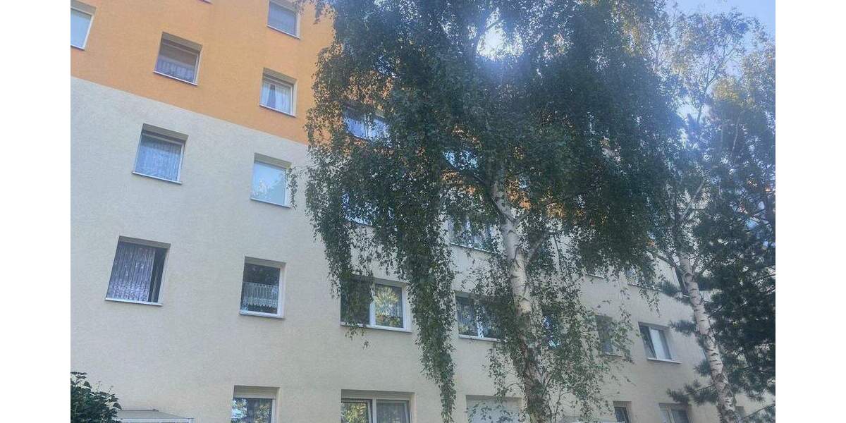 Zimmer Halle (Saale) Nördliche Neustadt - 3 Zimmer, 57 m&sup2;, 345&euro; | Angebot:26343851