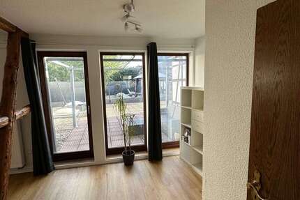 Wohnung Dransfeld - 5 Zimmer, 211 m&sup2;, 1.450&euro; | Angebot:26765323