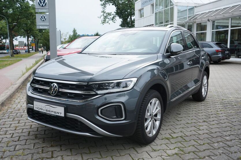 VW T-Roc 6.993 km 29.950 € Weißwasser 02943