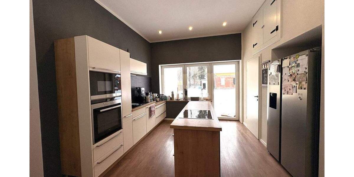 Mehrfamilienhaus, Wohnhaus Eisenach - 7 Zimmer, 300 m&sup2;, 565.000&euro; | Angebot:25662179