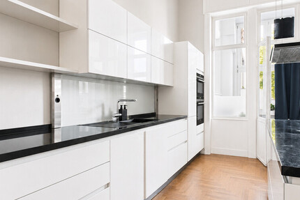 Exklusive 4-Zimmer-Wohnung in Bestlage Frankfurts – sonniger Balkon, Designerküche & Skylineblick - Wohnung Frankfurt am Main / Westend-Süd Süd | Angebot:27291696