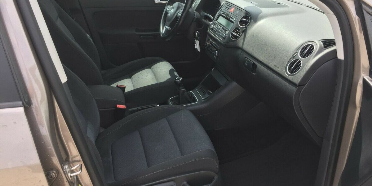 VW Golf Plus Style,Klimaaut.,Sitzh.,Temp.,Tüv Neu! 234.000 km 4.800 &euro; Himmelkron 95502