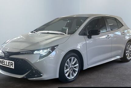 Toyota Corolla 23.510 km 23.990 &euro; Bremen 28205