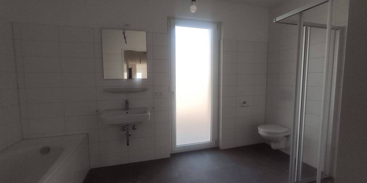 Etagenwohnung Heilbronn Böckingen - 3 Zimmer, 117 m&sup2;, 1.350&euro; | Angebot:25663849