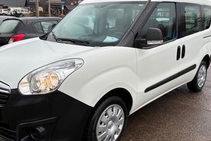 Opel Combo 9.000 km 12.990 &euro; Bad Blankenburg 07422