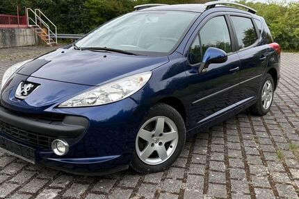 Peugeot 207 236.026 km 1.999 &euro; löhnberg 35792