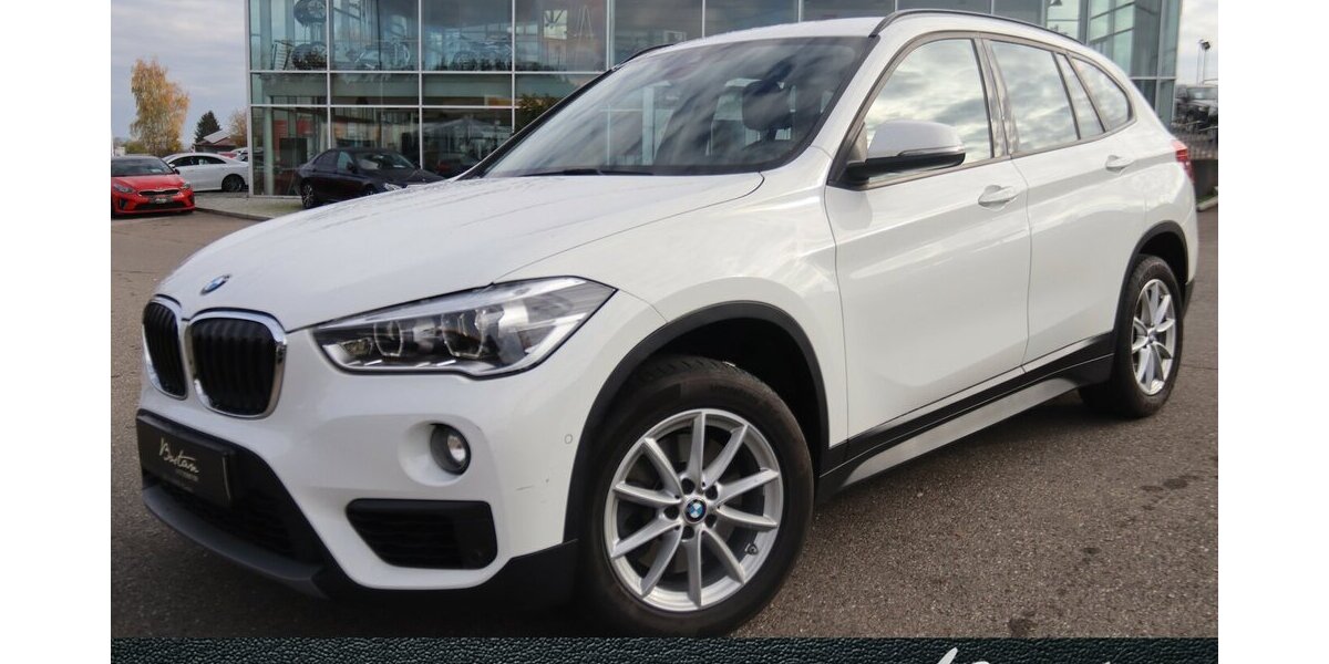 BMW X1 20i X-DRIVE/ADVANTAGE/KAMERA/PDC/SITZHEIZUNG 135.548 km 17.900 &euro; Villingen-Schwenningen 78054