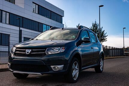 Dacia Sandero 133.000 km 6.700 &euro; Uersfeld 56767