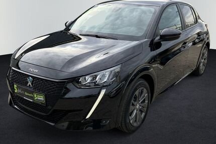 Peugeot 208 42.008 km 14.490 &euro; München 81673
