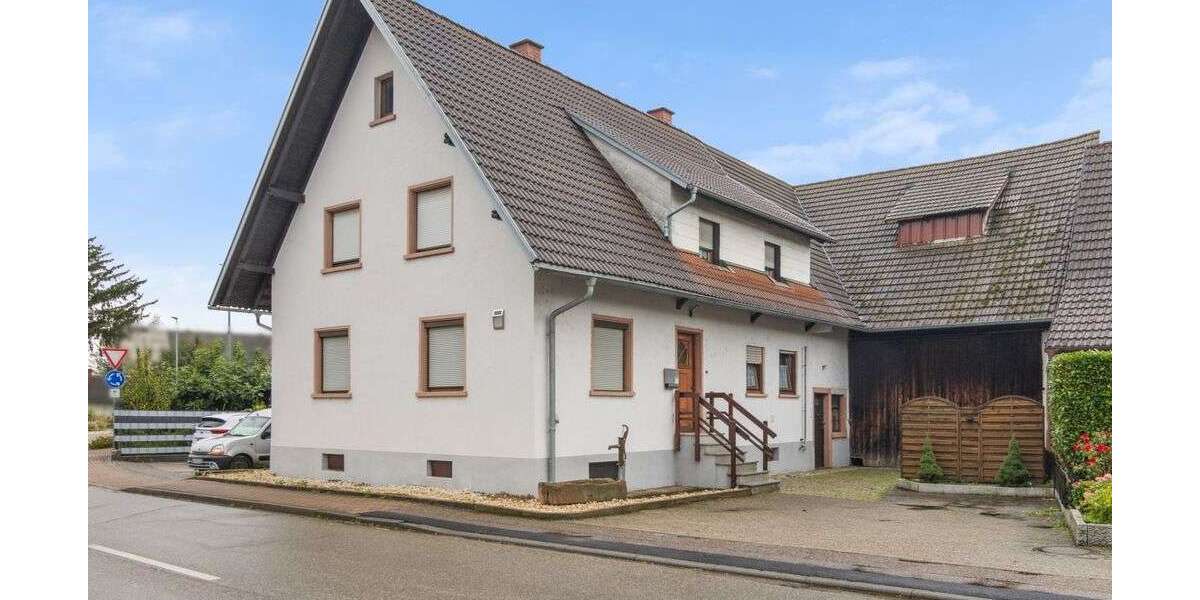 Einfamilienhaus Achern - 7 Zimmer, 141 m&sup2;, 250.000&euro; | Angebot:26373357