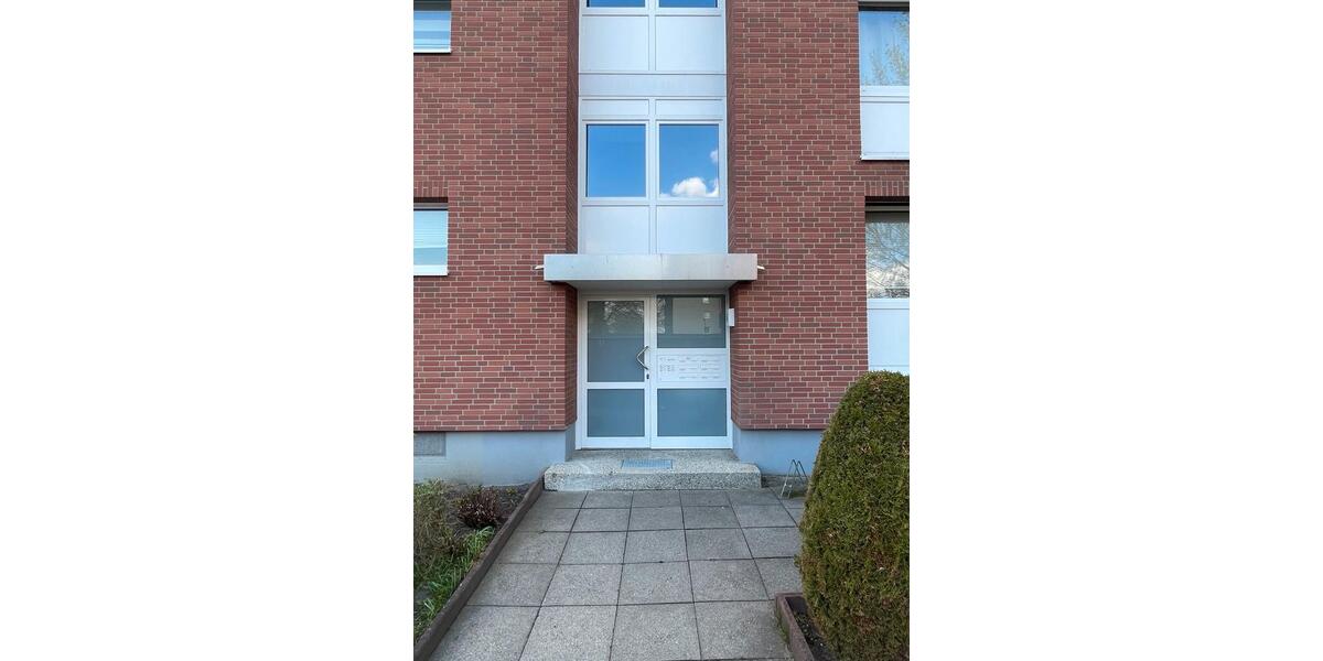 Etagenwohnung Bad Schwartau - 3 Zimmer, 71 m&sup2;, 1.035&euro; | Angebot:26136102