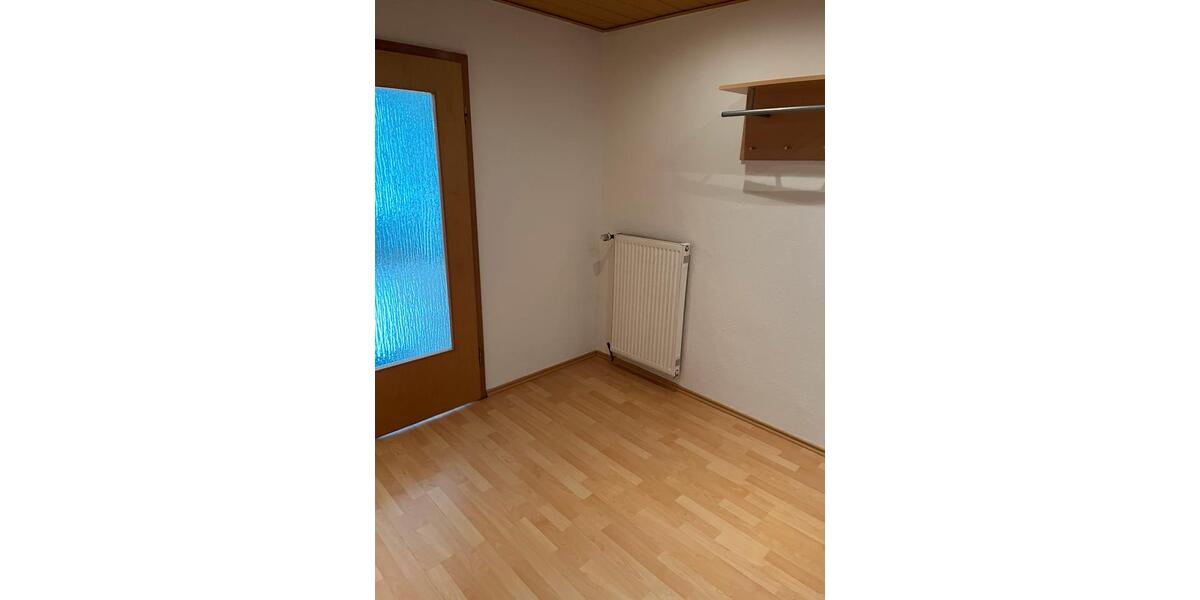 Dachgeschoßwohnung Stemwede - 3 Zimmer, 79 m&sup2;, 510&euro; | Angebot:25852035