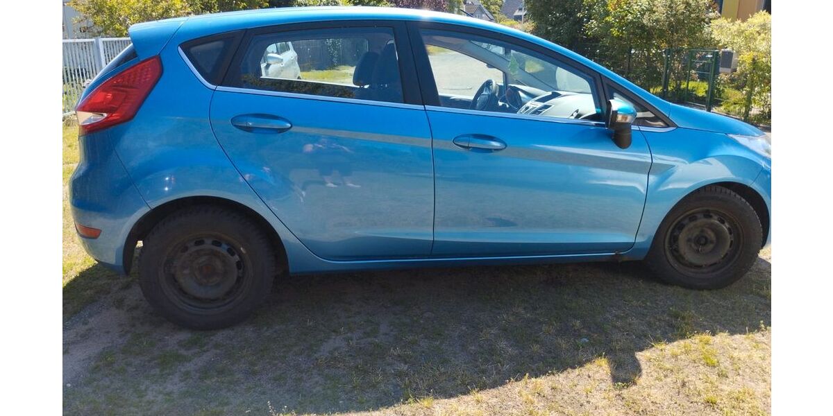 Ford Fiesta 103.687 km 1.250 &euro; Radebeul 01445