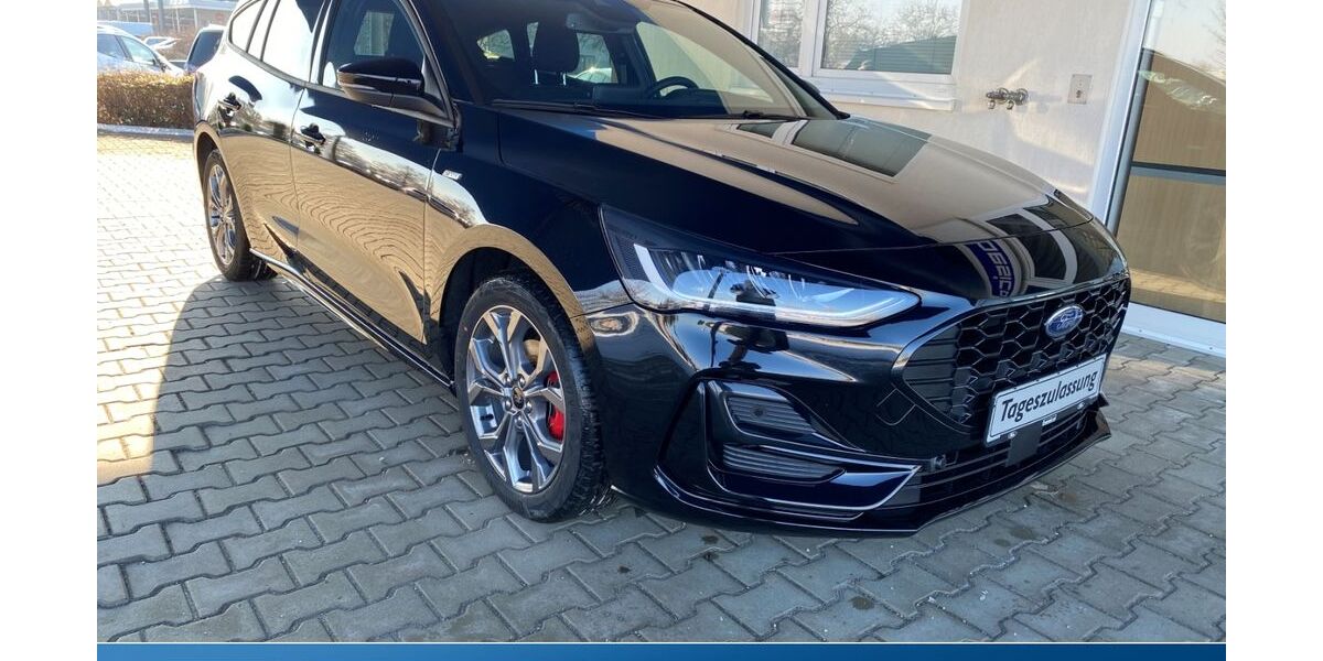 Ford Focus 5.500 km 25.990 € Glauchau 08371