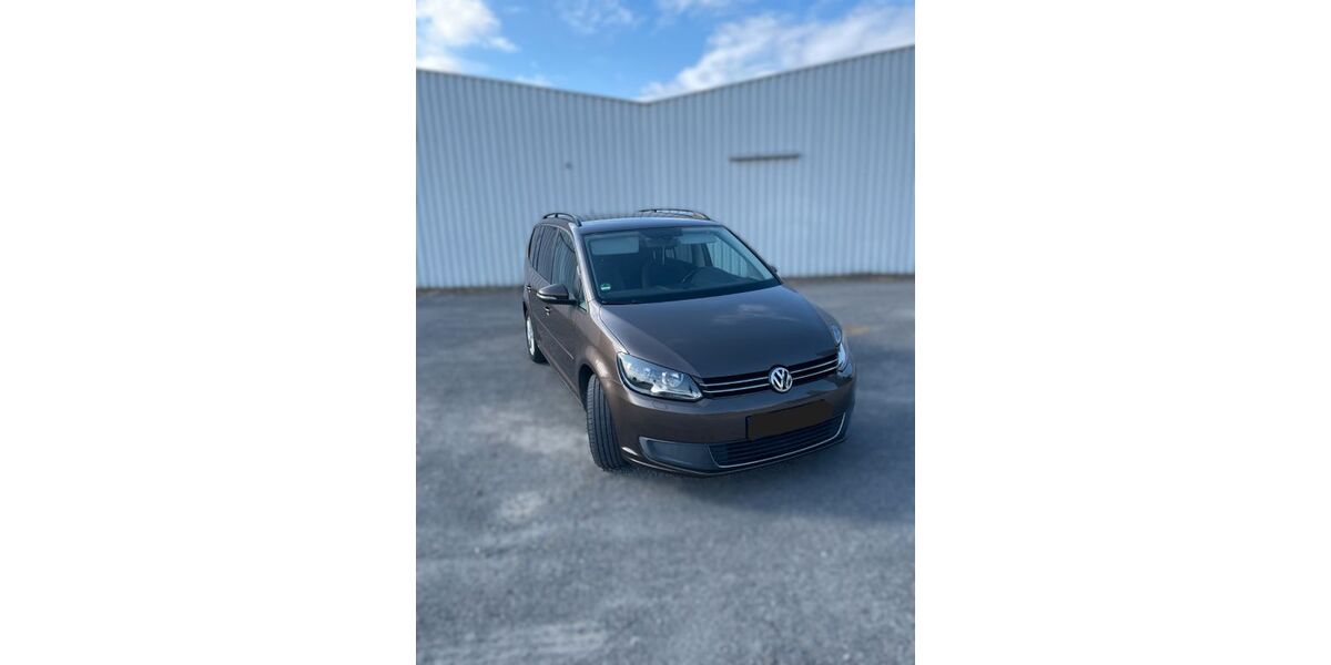 VW Touran 168.000 km 7.800 &euro; Lohne (Oldenburg) 49393