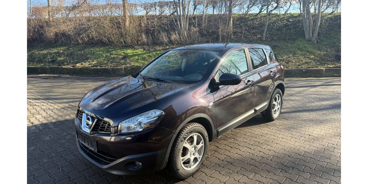 Nissan Qashqai 240.881 km 3.999 &euro; München 81243