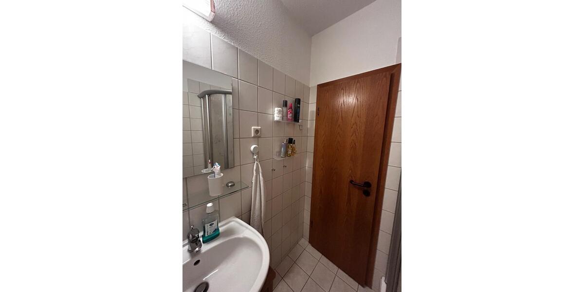 Etagenwohnung Jena Burgau - 1 Zimmer, 26 m&sup2;, 295&euro; | Angebot:25335173
